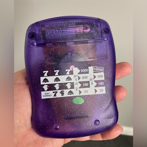 Radica Casino Pocket Slot Handheld Machine Game - Picture 2 of 3